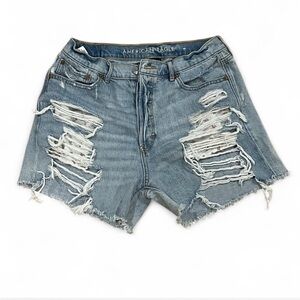 American Eagle Distressed High Rise 90's Boyfriend Denim Shorts – Y2K Raw Hem